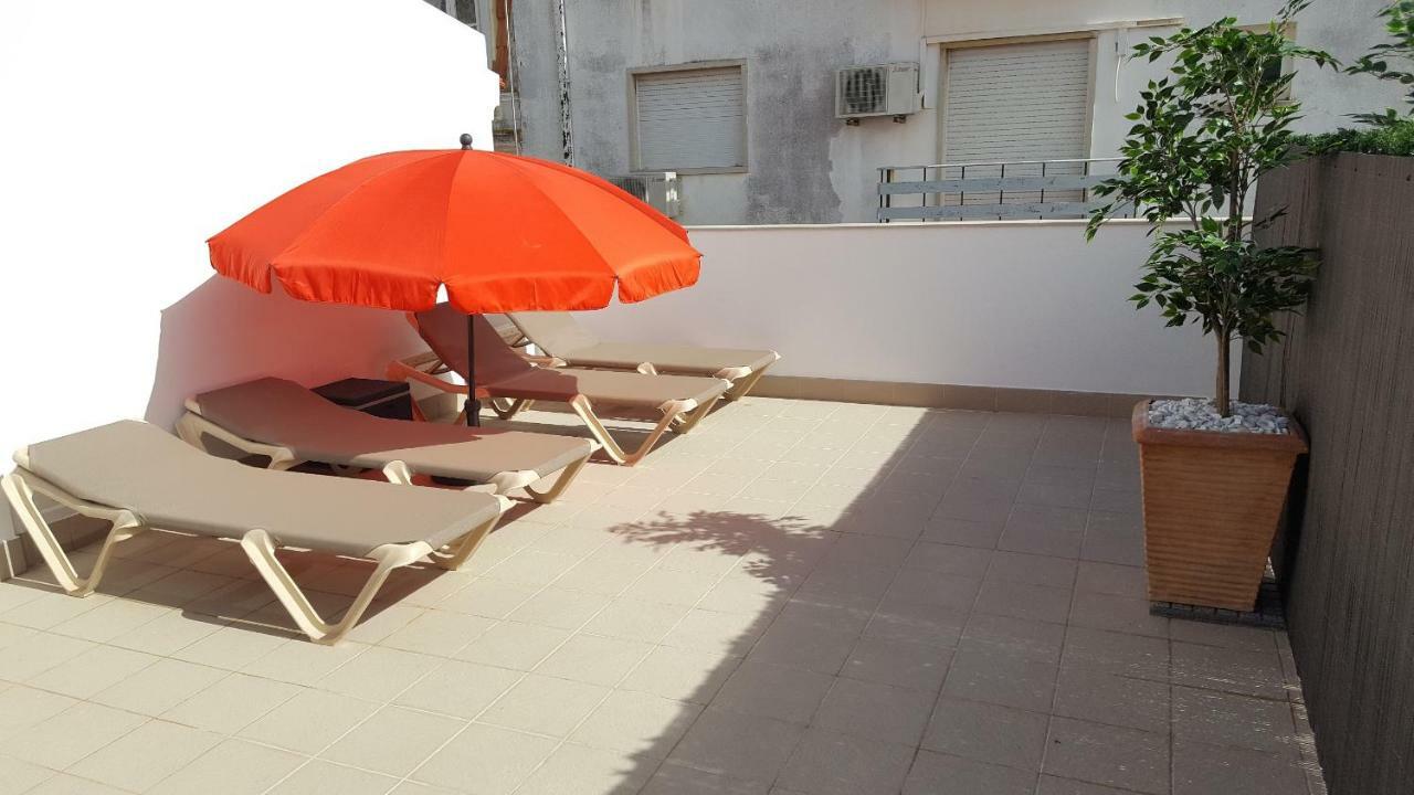 Henri'S Apartments - City Centre Lagos Exterior photo